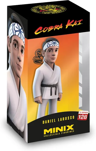 Vista 2 de BANDAI NAMCO Entertainment MINIX Serie de TV # - Cobra Kai - Daniel LaRusso - Figura de acción de 4.7 in