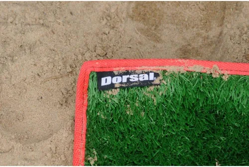 Vista 6 de DORSAL Alfombra de surf que cambia de hierba - enrollable para cambio de playa rojo