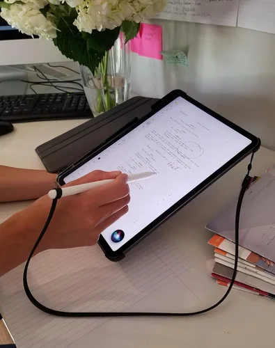 Vista 5 de ZoopLoop Correa de Silicona Negra a prueba de arañazos de 20.75 pulgadas para lápices digitales electrónicos (rango de diámetro: 0.27-0.37 pulgadas)