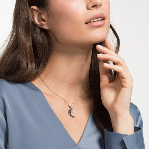 Vista 3 de Collar con colgante de cristal de Swarovski, chapado en oro rosa, con símbolo auténtico.