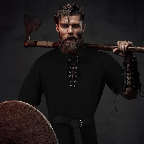 Vista 5 de Disfraz renacentista medieval para hombre, túnica vikinga, disfraz de caballero de piel sintética, protectores de brazos y cinturón, camisas vikingas