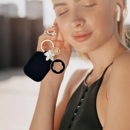 Vista 2 de KOUJAON Funda compatible con AirPods Pro 3 2025 con kit limpiador de llavero brillante, funda de silicona para auriculares inalámbricos AirPods Pro