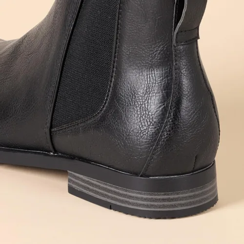 Vista 2 de Tienda Essentials - Botines Chelsea para hombre