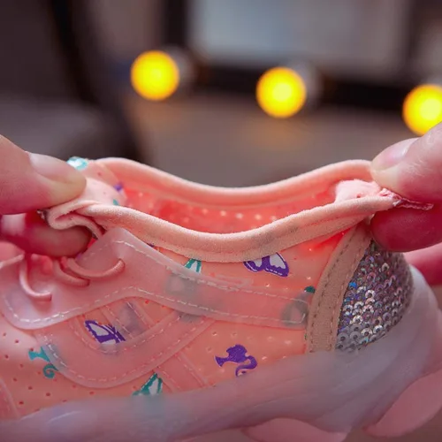 Vista 4 de Tenis deportivos para correr para niñas pequeñas con luz LED de cristal de mariposa y luz LED