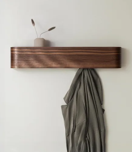 Vista 16 de Kazai. Perchero de pared 'Toke' - Perchero de diseño moderno con ganchos de pared ocultos - Perchero de panel de chapa de madera maciza - Roble