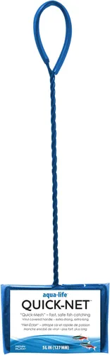 Vista 9 de Penn-Plax Quick-Net Aquarium Fish Net - Fine Mesh, Vinyl-Covered Braided Handle - Small Aquarium Cleaning Tool for Gentle Fish Handling - Use in