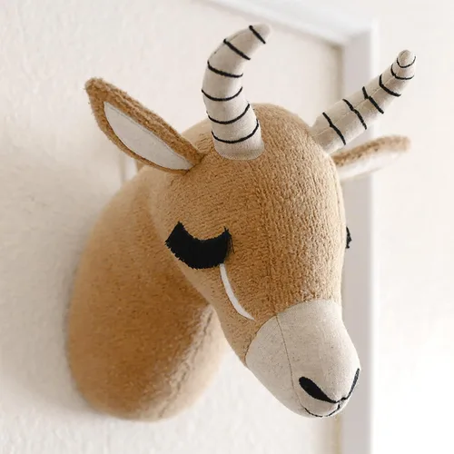 Vista 3 de Crane Baby Decoración de jardín de safari, decoración de pared de animales de felpa para niños y niñas, antílope, 7 x 9 x 5.5 pulgadas