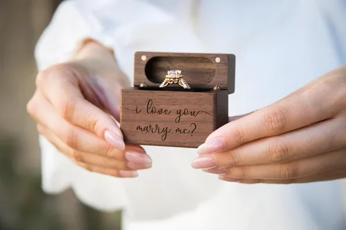 Vista 23 de MUUJEE Grow Old With Me Engraved Wooden Ring Box, Slim Engagement Proposal Ring Holder, Wedding Ceremony Ring Bearer Box, Fiance Gift Ideas