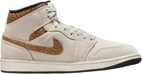Vista 2 de Nike Zapatillas de baloncesto para hombre, Lt Orewood MarrónOro Metálico