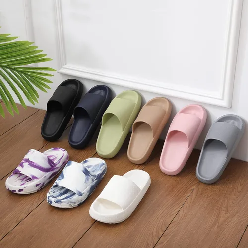 Vista 7 de Sandalias suaves de almohada para mujeres y hombres, zapatos de ducha antideslizantes, pantuflas de baño, sandalias de playa de verano