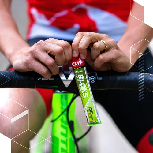 Vista 9 de CLIF BLOKS - Sabor sandía salada con 2X sodio - Masticables energéticos - Sin OGM - A base de plantas - Combustible rápido para ciclismo y correr