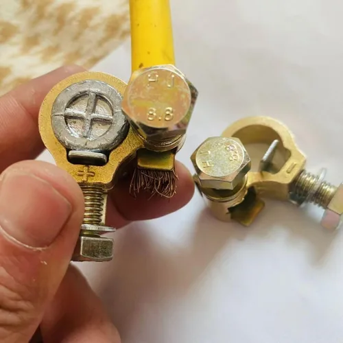 Vista 3 de Conector de terminal de batería de cobre puro genérico, 1 par, perno de 3/8" Heavy Duty Cable End, Top Post Connector, Compatible with Car, Van
