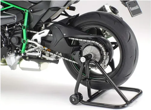 Vista 10 de Tamiya 300014136 Kawasaki Escala 1/12 Modelo de plástico Kit de montaje