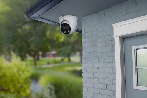 Vista 8 de Cámara de seguridad Lorex al aire libre 4K IP de Metal con cúpula adicional Complemento para NVR Detección de movimiento inteligente