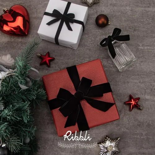 Vista 2 de Ribbli - Cinta de terciopelo negro de 1 pulgada, carrete continuo de 25 yardas, cinta de Navidad negra para envoltorios de regalos, manualidades