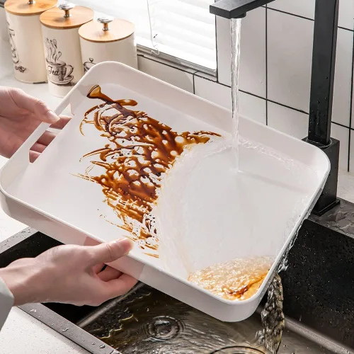 Vista 5 de Bandeja de plástico para servir con asas rectangular en color blanco de 12.99 x 10.24 pulgadas, bandeja de desayuno reutilizable, para alimentos