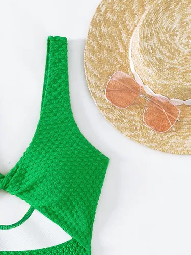 Vista 4 de MakeMeChic Traje de baño de 2 piezas para mujer, con corte frontal torcido, traje de baño de una pieza con falda para cubrir
