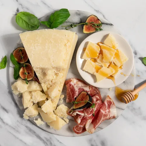Vista 2 de igourmet Fulvi Pecorino Romano Queso: Patrimonio Italiano Envejecido Protección PDO, sabor fuerte, perfecto para pasta, sopas, ensaladas y postres