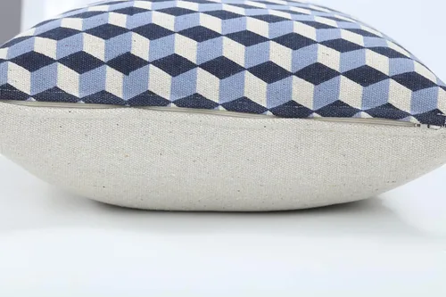 Vista 3 de Pillow Perfect Cojín de medianoche con cubos geométricos para interiores, color azul, 18 x 18 pulgadas