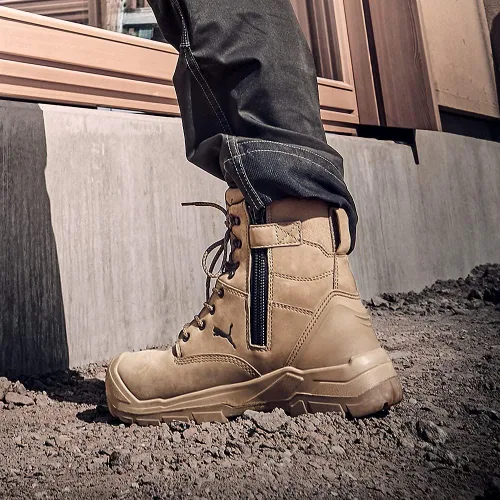 Vista 2 de Puma Safety Conquest Botas de trabajo impermeables con punta compuesta EH con cremallera lateral para hombre