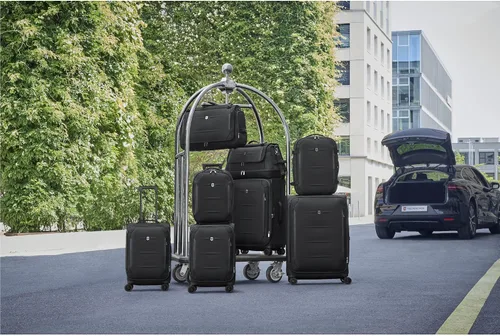 Vista 9 de Victorinox Crosslight Frequent Flyer - Maleta ligera con ruedas para artículos esenciales de viaje, equipaje expandible con organizador plegable