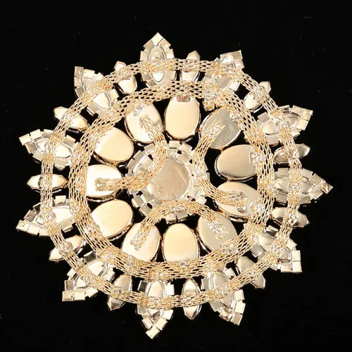 Vista 7 de Broche de flores de diamantes de imitación de cristal, base de oro verde para mujer, broche de ramillete grande de 4.3 in, bolso de bufanda