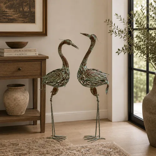 Vista 3 de Deco 79 Escultura decorativa de grúa de metal para jardín para interiores y exteriores, juego de 2 esculturas para exteriores de 40 pulgadas, 38