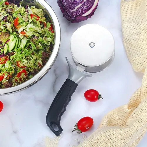 Vista 7 de AItaf Herramienta para picar ensaladas, picador de lechuga con cubiertas protectoras, ruedas dobles, cortador circular de acero inoxidable