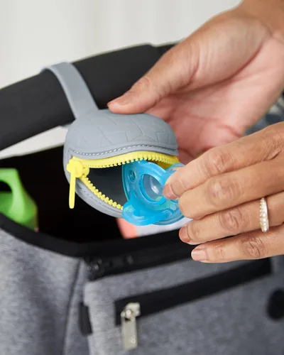 Vista 8 de Skip Hop Baby Silicone Pacifier Holder Case with Easy-Access Opening and Strap, Fits 2 Pacifiers, Oat