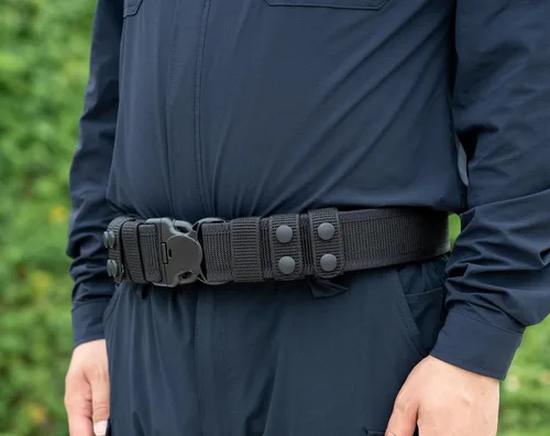 Vista 4 de TACNEX Cinturón de pistola de 2 pulgadas con cinturón interior de liberación rápida de 4 protectores con cierre de gancho de metal para bolsas
