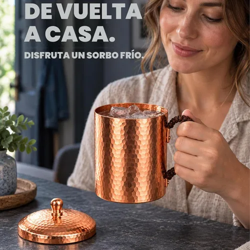 Vista 2 de Taza de cobre puro de 18.6 onzas con tapa para agua potable