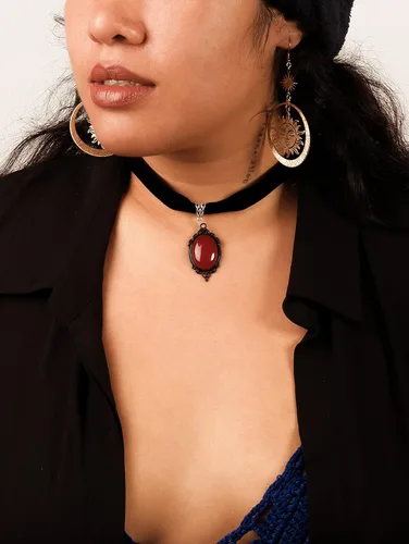 Vista 2 de Sacina Gargantilla negra victoriana, gargantilla de terciopelo, gargantilla gótica, gargantilla gótica, collar vintage, joyería de disfraces