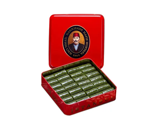 Vista 30 de Hafiz Mustafa 1864 Istanbul Baklava - Caja de pastelería - Bocadillos de postre de Baklava horneados hechos de hojas de masa filo fresca, pistacho