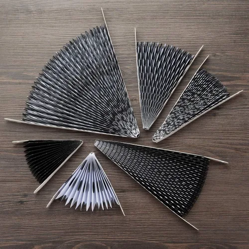 Vista 6 de ONUPGO Paper Fans - Juego de abanicos de papel para colgar en fiestas, color negro, 12 unidades, decoración de fiesta mexicana, pancarta colgante