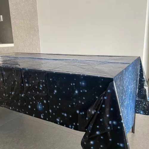 Vista 7 de Juego de 43 piezas de suministros para fiestas del espacio exterior, incluyendo mantel de tela de fondo, cintas metálicas de globos de látex