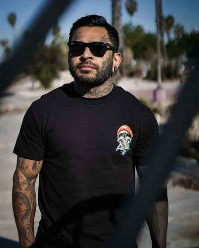 Vista 5 de Sullen Dr. Pain - Camiseta estándar de manga corta para hombre