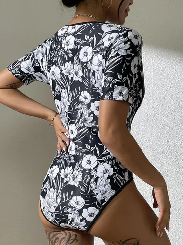 Vista 6 de Traje de baño deportivo de una pieza con cremallera frontal para mujer