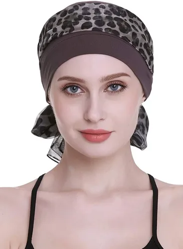 Vista 2 de Elegante gorro de quimioterapia con bufandas sedosas para mujeres con cáncer para pérdida de cabello