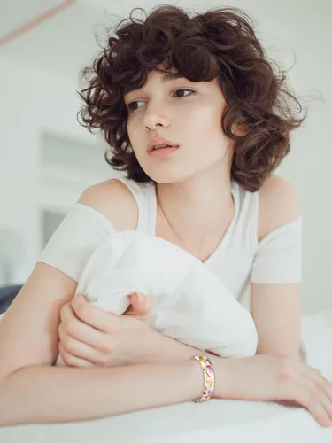 Vista 2 de Corlorful - Pulsera de resina acrílica para mujer, pulsera de plástico ajustable