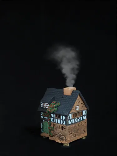 Vista 2 de Portavelas de cerámica Art Tealight Decoración de habitación Hecho a mano Coleccionable Casa de luz en miniatura Casa antigua en Lauterbach, Hessen