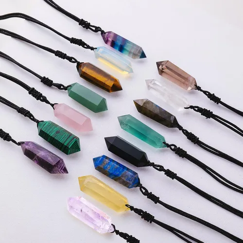 Vista 4 de Apengshi Colgante de cristal curativo natural de doble punta, collar de cuarzo de cristal natural, 6 chakras facetados, varita de cristal