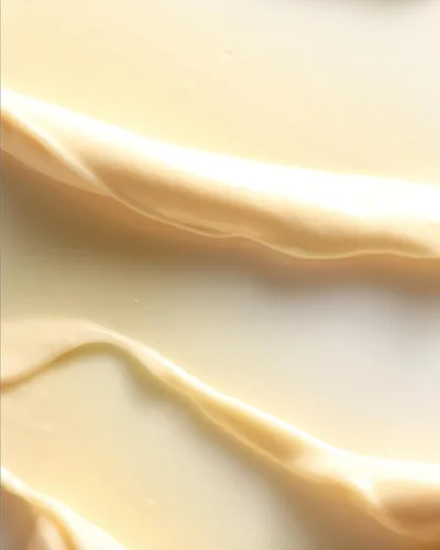Vista 8 de GOOD WEIRD Cold Brew Undereye - Crema de suero vegano con cafeína para debajo de los ojos para ojeras y arrugas, para hombres y mujeres, brillo