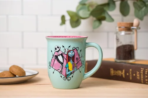Vista 5 de Silver Buffalo Disney Nightmare Before Christmas Jack and Sally Misfit Love - Taza de cerámica con borde ancho, 16 onzas