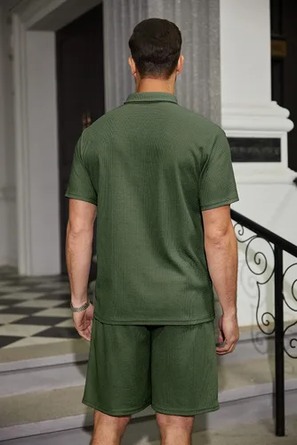 Vista 4 de COOFANDY Conjunto de camisa polo y pantalones cortos de punto gofre para hombre, conjunto de 2 piezas, traje de verano casual con bolsillos