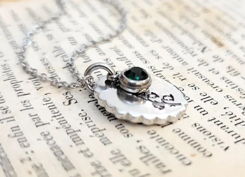 Vista 38 de Birth Month Flower and Birthstone Necklace