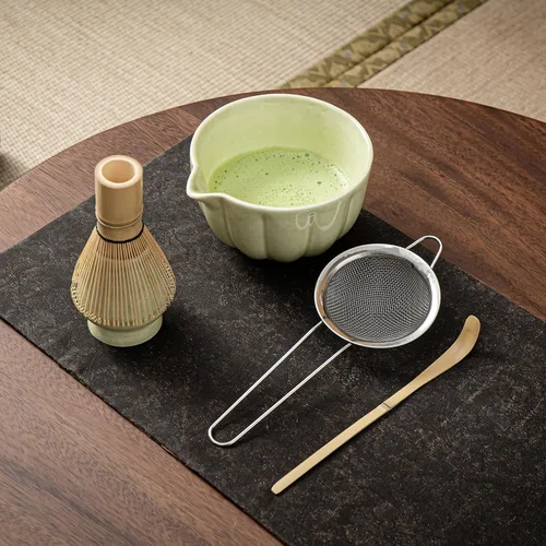 Vista 4 de Set de Batidor Matcha, Set de Matcha Incluye Tazón de Matcha de Cerámica, Batidor de Bambú, Cuchara, Soporte Chasen, Tamiz, Kit de Matcha Perfecto