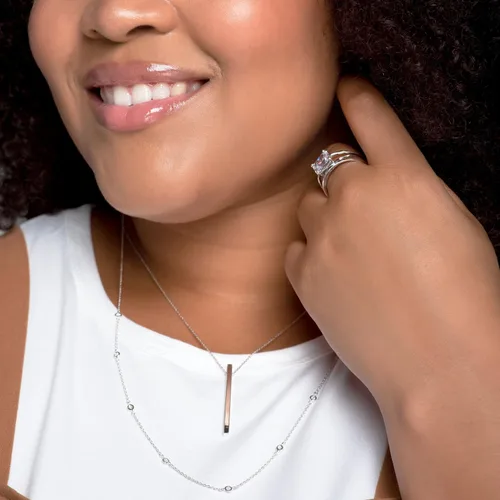 Vista 6 de Silpada Minimalist Vertical Bar Pendant in Sterling Silver