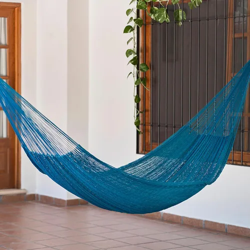 Vista 2 de NOVICA Hamaca tejida a mano maya de nailon azul turquesa, verde azulado Haven' (individual)