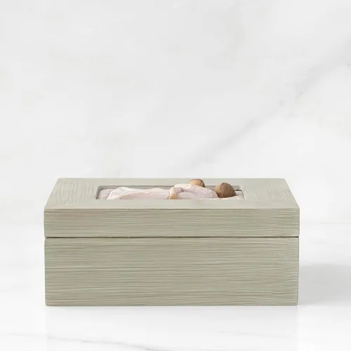 Vista 4 de Willow Tree - Caja de recuerdos para madre e hija, pintada a mano, almacenamiento de joyas Hand-Painted Keepsake Box, Sentimental Gift for Loved