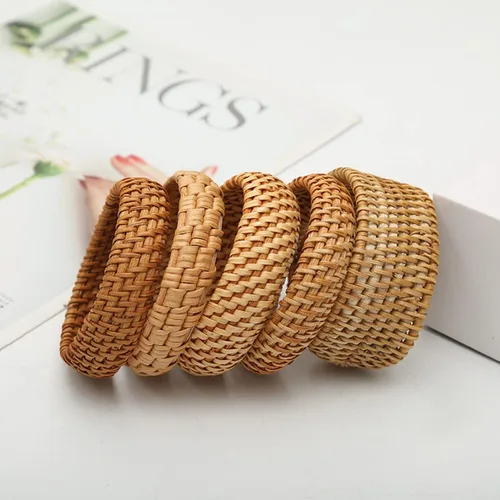 Vista 6 de Pulsera de ratán tejida a mano para mujeres y niñas, bohemia, ligera, hecha a mano, gruesa, de cara ancha, pajita de mimbre tejida étnica, tribal
